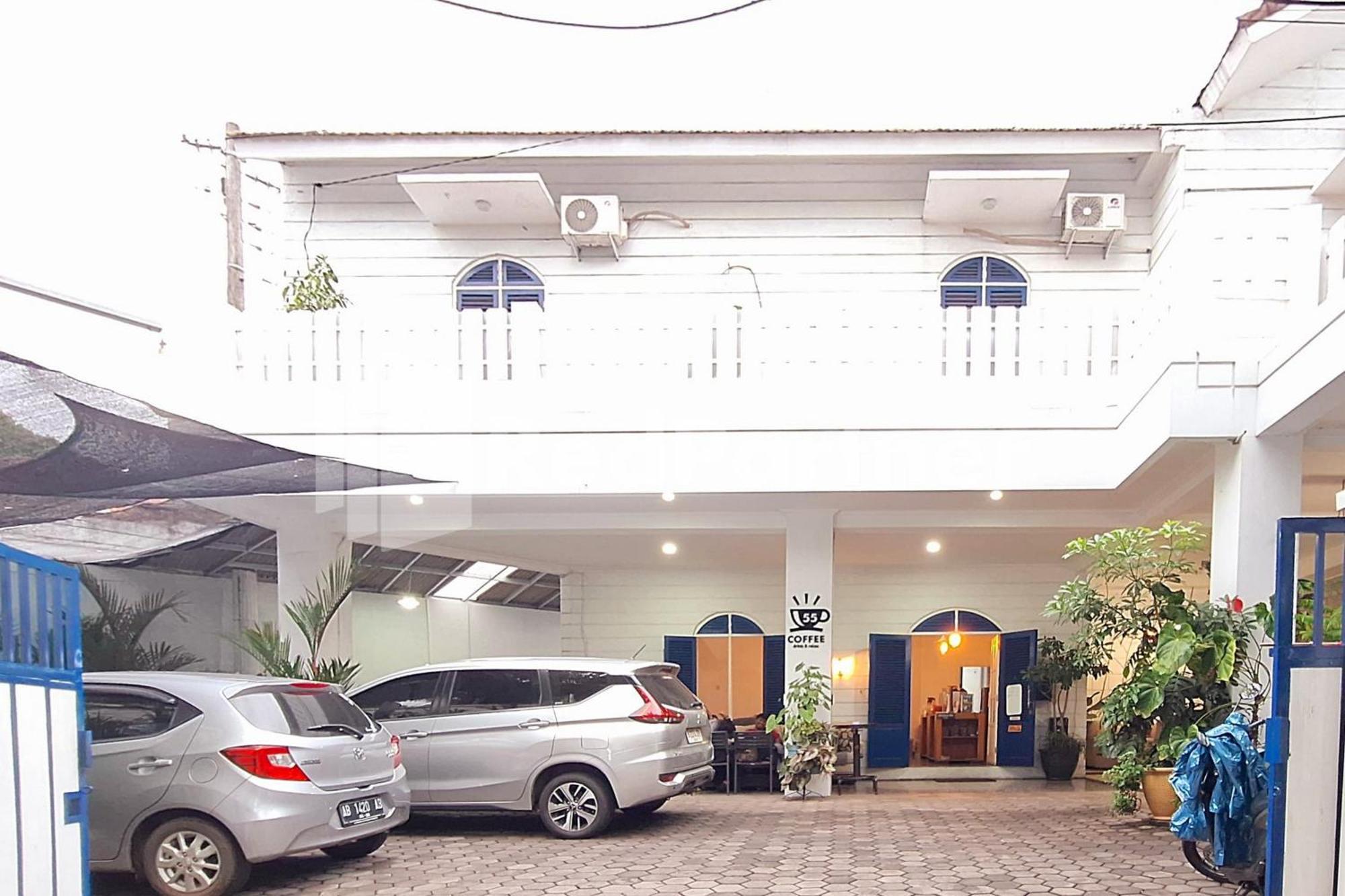 House N Coffee 55 Temanggung Redpartner Hotel Luaran gambar